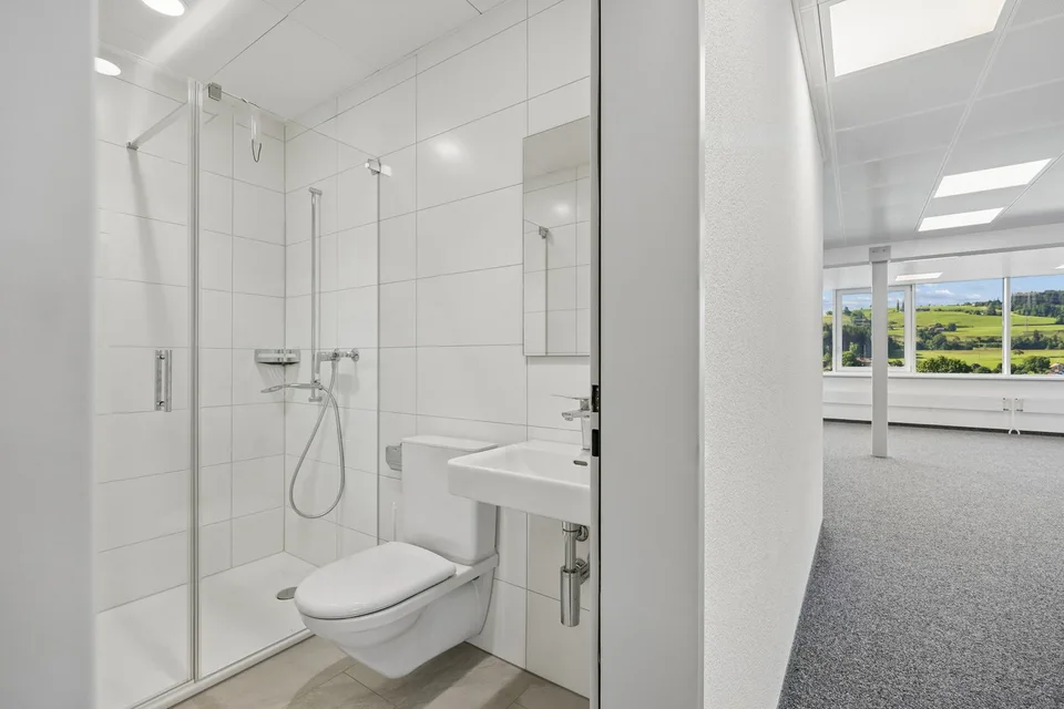 Gekühlte Bürofläche mit klarer Struktur und starker Standortanbindung – Foto 8 von 10