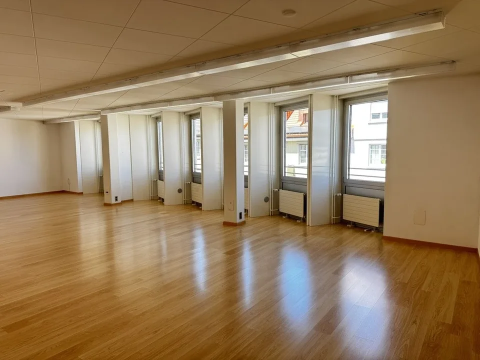 Bureau au cœur d'Olten à louer - trois mois de loyer GRATUIT !