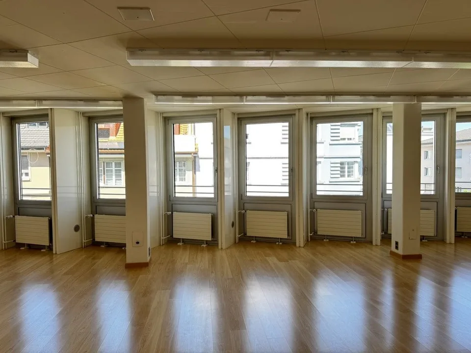 Bureau au cœur d'Olten à louer - trois mois de loyer GRATUIT !