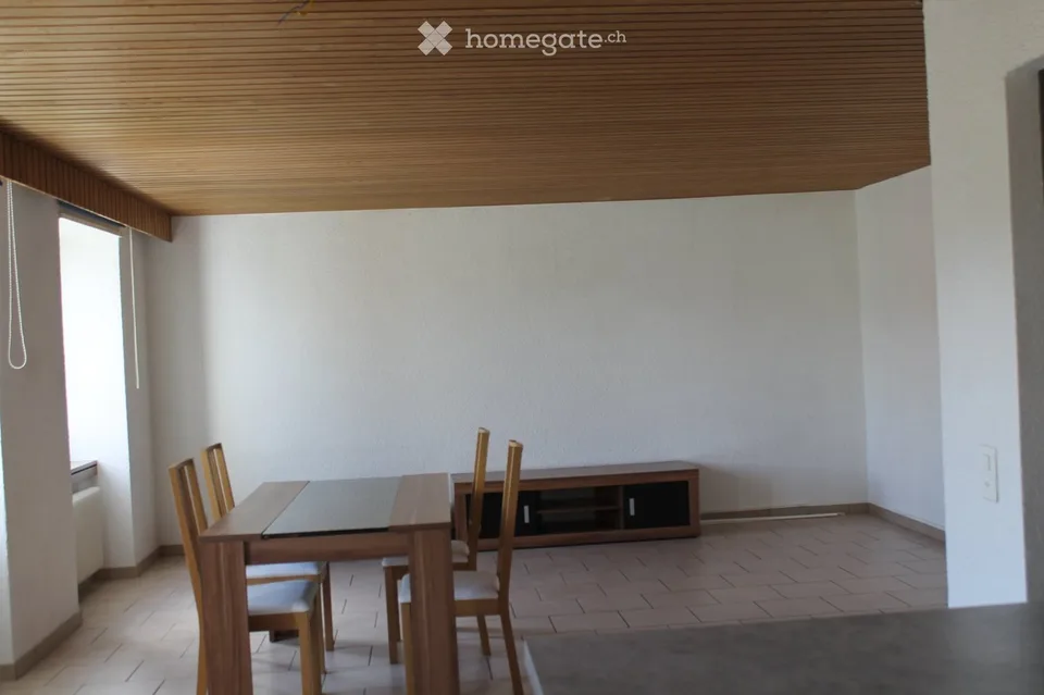 Duplex apartment 5.5 rooms on the 1st floor in Les Reussilles