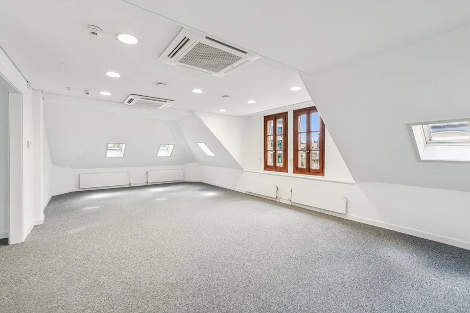 198 m2 - Hochwertige Flächen im Herzen des Bankenviertels