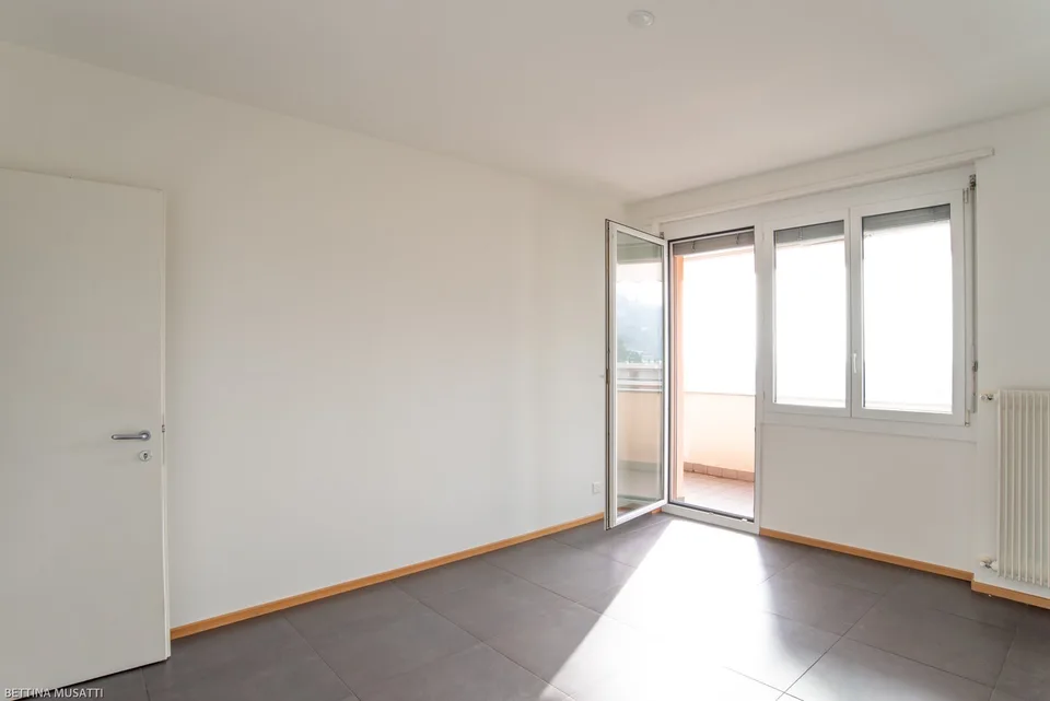 MINUSIO – DACHGESCHOSS MIT PRÄCHTIGER SEESENSATION