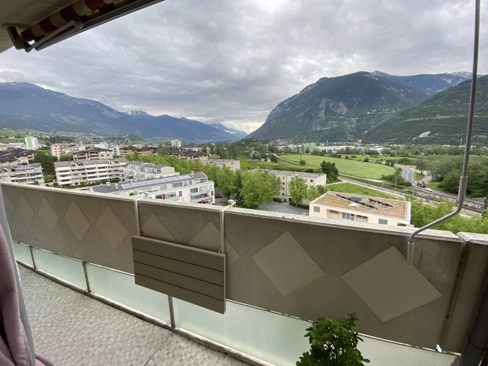 Zweizimmerwohnung renoviert in Sierre mit atemberaubendem Blick – Foto 11 von 11
