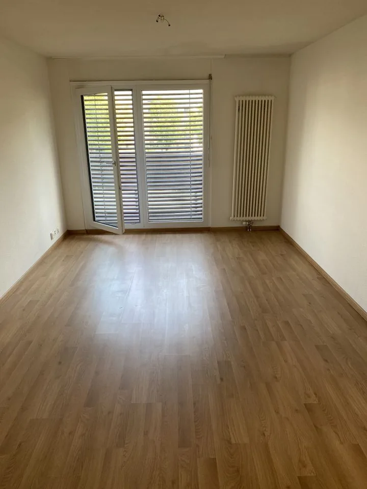 Zweizimmerwohnung renoviert in Sierre mit atemberaubendem Blick – Foto 7 von 11