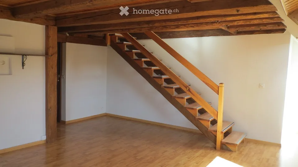 Vier-Zimmer-Duplex-Wohnung
