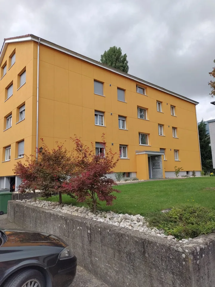 Helle 3.5-Zimmer-Wohnung mit Balkon in Bettlach
