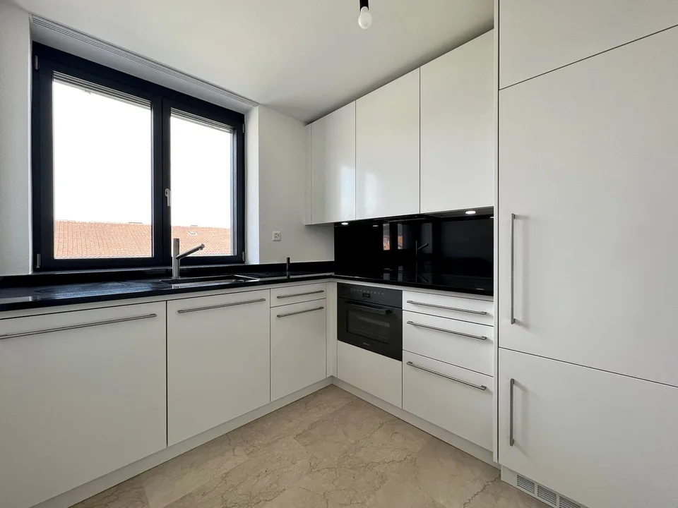 *** GELEGENHEIT *** TOP sanierte - 3 1/2 Zwg mit grossem Balkon