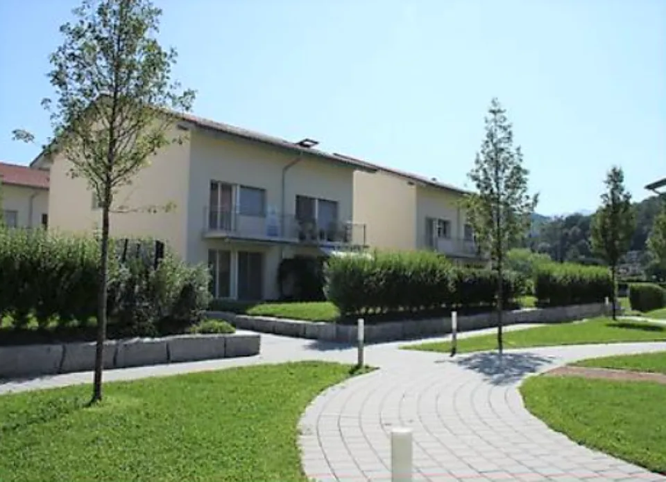5.5 Zimmer Doppeleinfamilienhaus mit 2 EHP Inklusiv