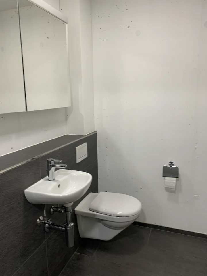 Attractive office location - Move in & 1 month rent-free – photo 8 of 9