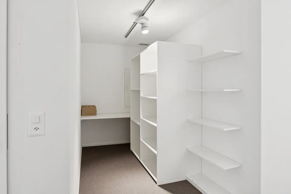 Attractive office location - Move in & 1 month rent-free – photo 7 of 9