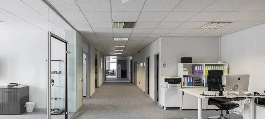 552 m2 Fläche zur Miete im CTN12 in Plan-les-Ouates-FTI