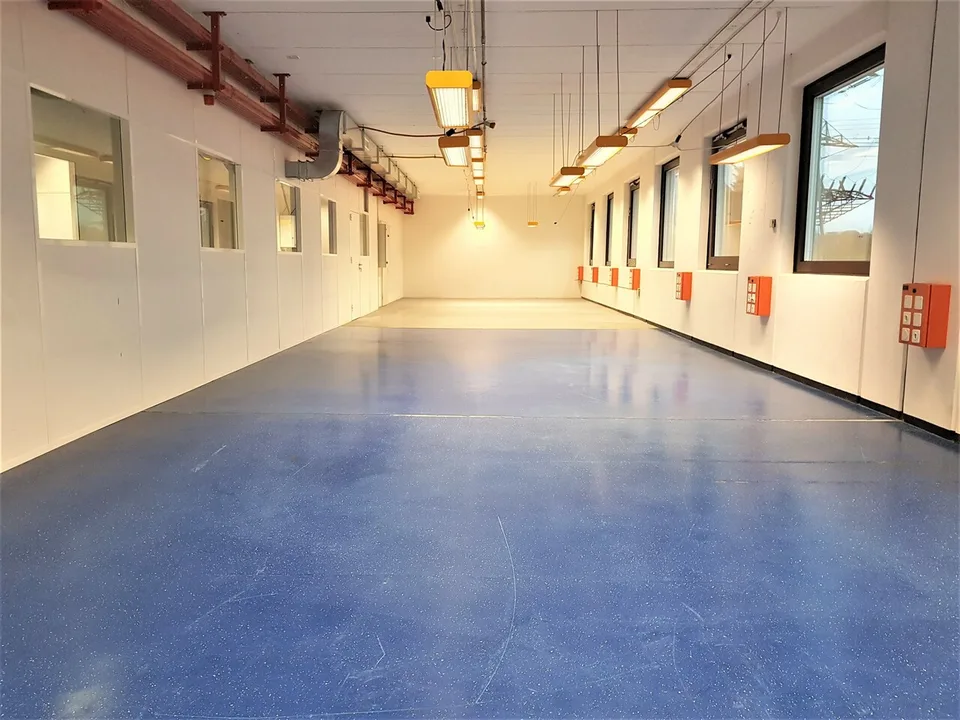 860m2 office and/or workshop space - Satigny