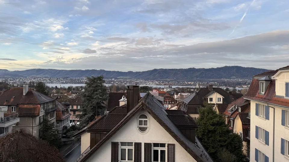 Living with a view of Zurich's local mountain