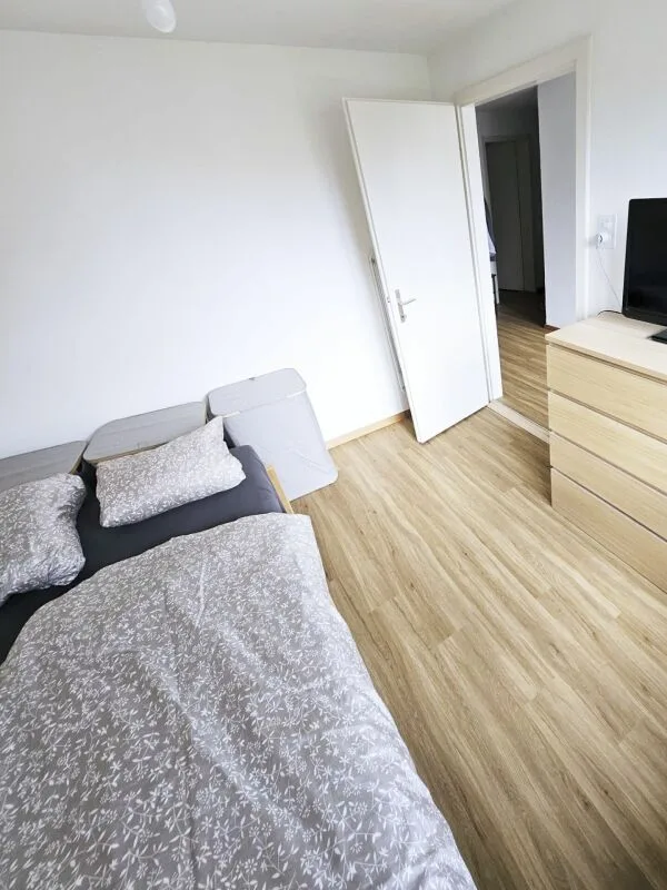 Helle und ansprechende 4½ Zimmer Wohnung – Foto 13 von 21
