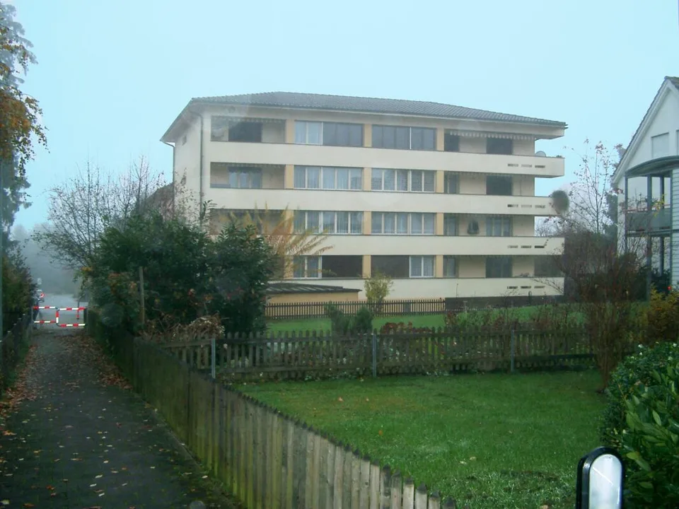 Helle und ansprechende 4½ Zimmer Wohnung – Foto 14 von 21