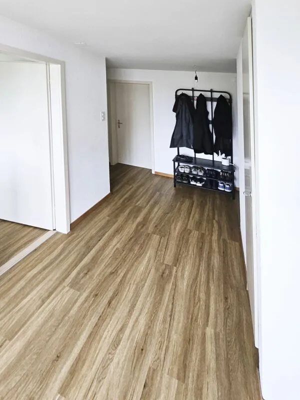 Helle und ansprechende 4½ Zimmer Wohnung – Foto 8 von 21