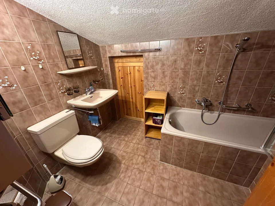 Gemütliche möblierte  3 Zimmer Wohnen in Salouf/ Savognin