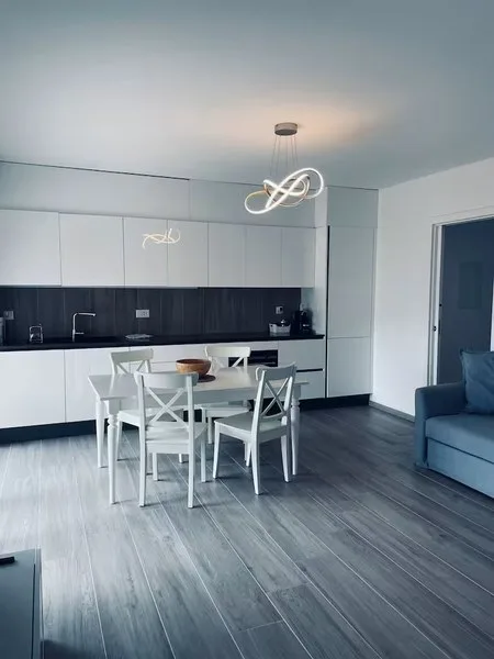 Appartement meublé avec vue panoramique à Aldesago