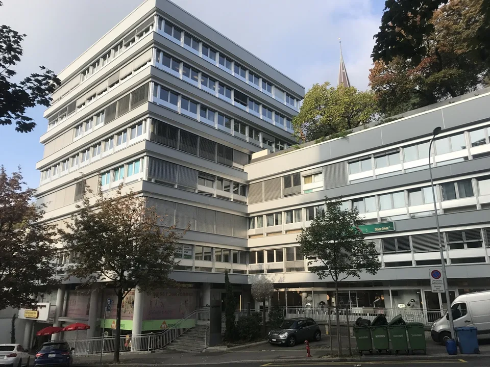 Dépôt de 54m2 - Centre-ville de Lausanne - Été 2026