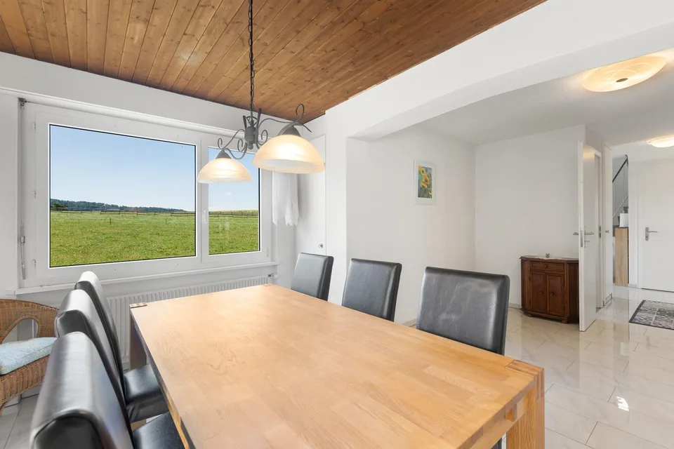 Freistehendes 4.5-Zimmer-Haus - Tradition bewahren mit der Natur vor der Tür!