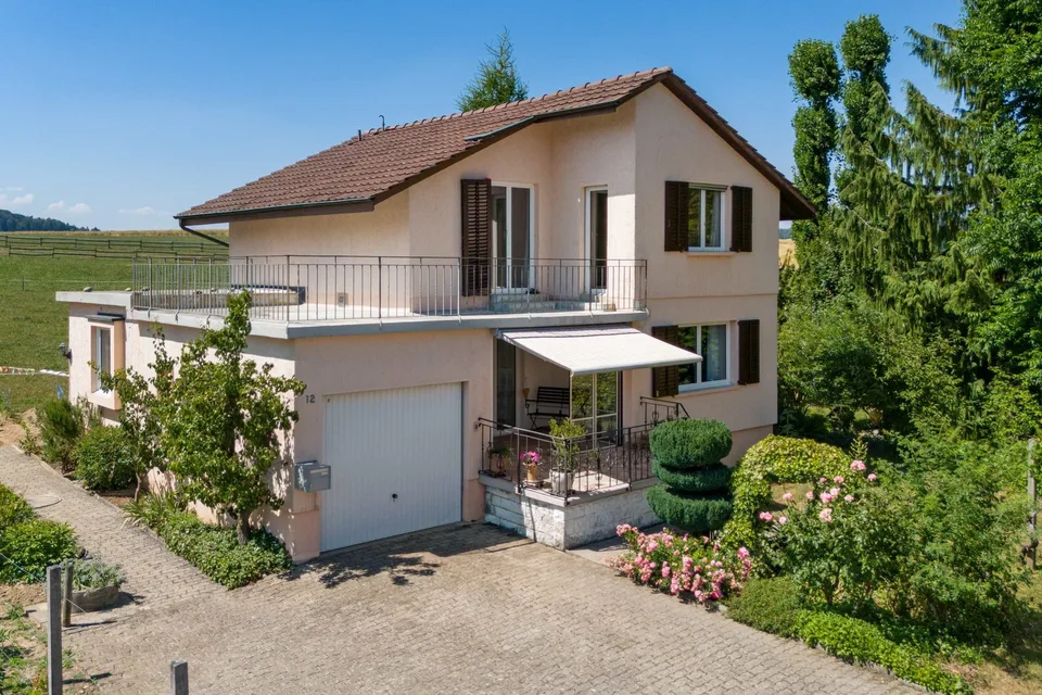 Freistehendes 4.5-Zimmer-Haus - Tradition bewahren mit der Natur vor der Tür!