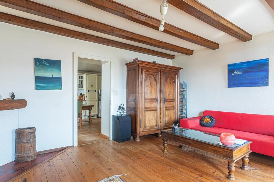 Sehr schönes Apartment mit Charme