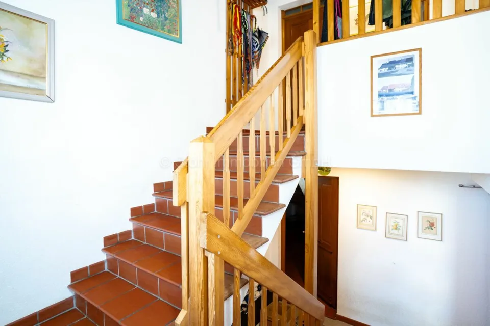 Casa bifamiliare con terreno edificabile - Un'opportunità unica – foto 25 di 29