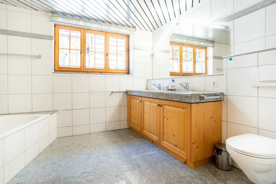 Casa bifamiliare con terreno edificabile - Un'opportunità unica – foto 26 di 29
