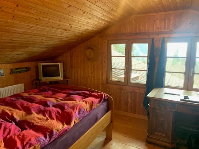 Ondallaz, beau chalet de 4,5 pièces avec jacuzzi