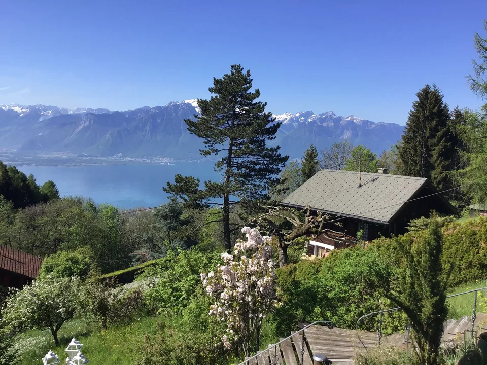 Ondallaz, beau chalet de 4,5 pièces avec jacuzzi
