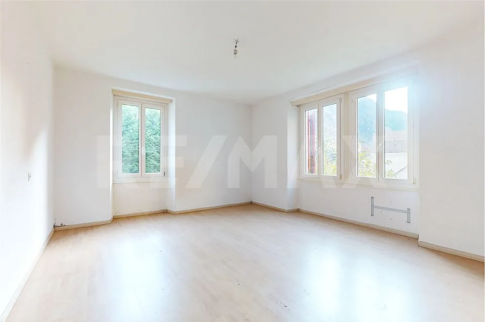 Casa con 4 appartamenti