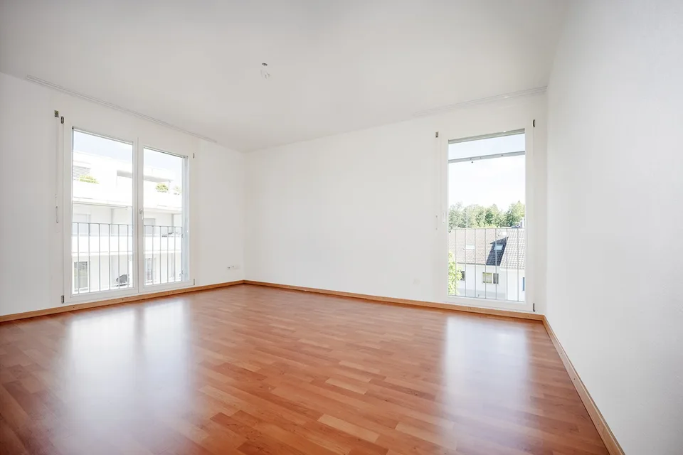 SOLD - Attractive 4.5-room apartment with large sun balcony – photo 8 of 15