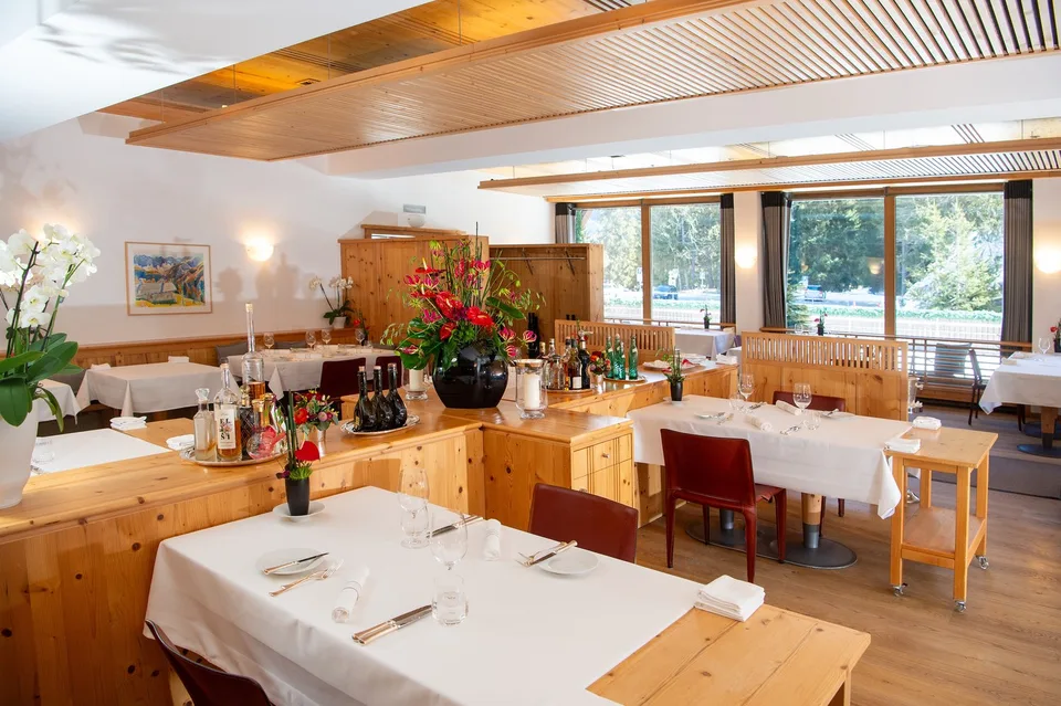 Ristorante in vendita in aria di montagna chiara a 1'473 metri