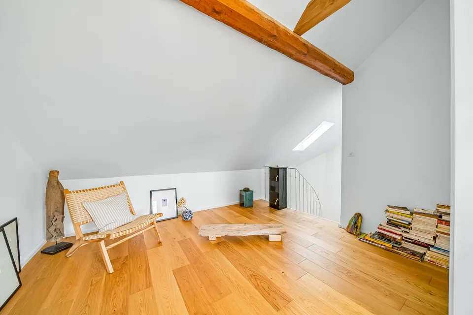APPARTEMENT RENOVIERT ~10% RENDITE AUF EIGENMITTEL - GARAGE BOX - EXKLUSIV – Foto 8 von 10