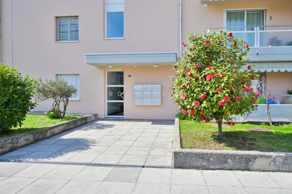 Appartamento con giardino in posizione strategica e vicino ad Ascona
