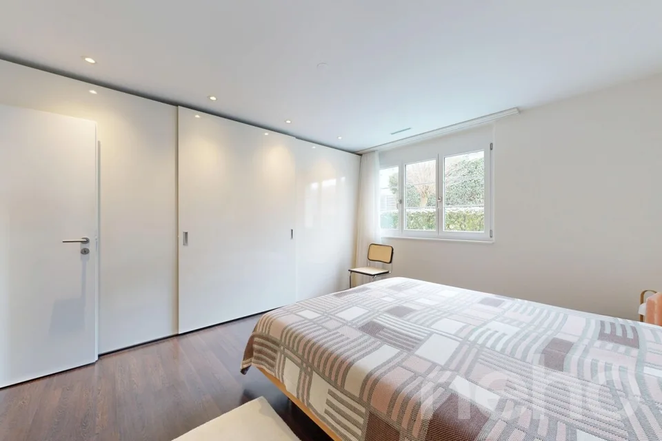 Appartement de jardin avec aménagement intérieur de haute qualité et de nombreux extras – photo 18 sur 20