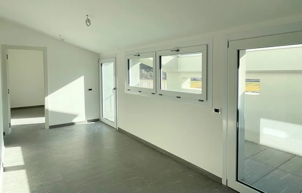 Nouveau bâtiment de 5 unités d'habitation, immergé dans la nature