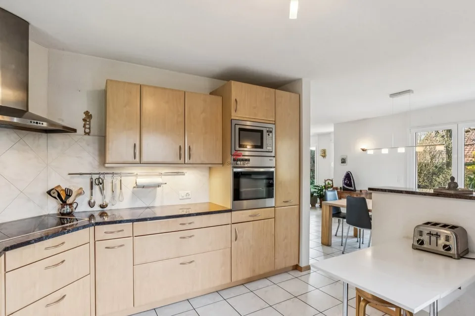 Einzelvilla mit 8 Zimmern! – Foto 6 von 10