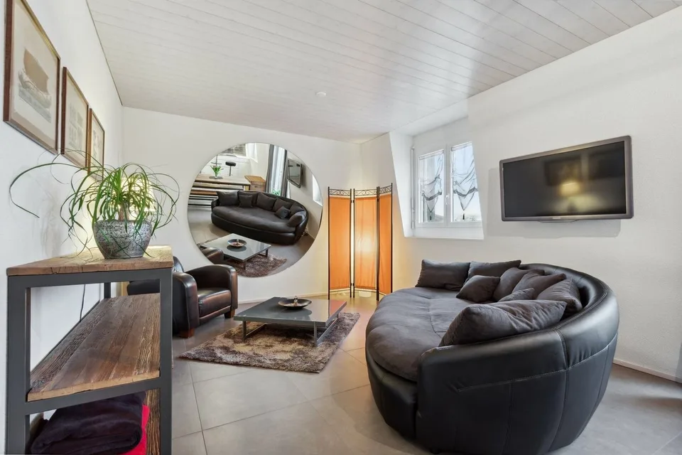 Appartamento eccezionale con balcone e vista panoramica sulle Alpi