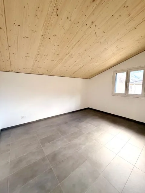 Mesocco, maison moderne de nouvelle construction avec vue panoramique – photo 9 sur 13