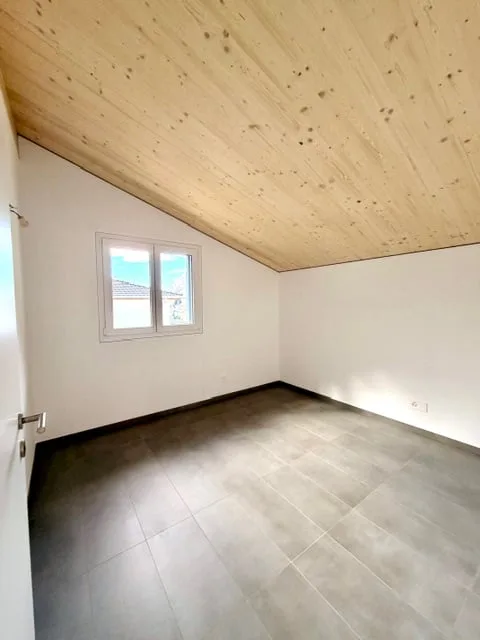 Mesocco, maison moderne de nouvelle construction avec vue panoramique – photo 10 sur 13