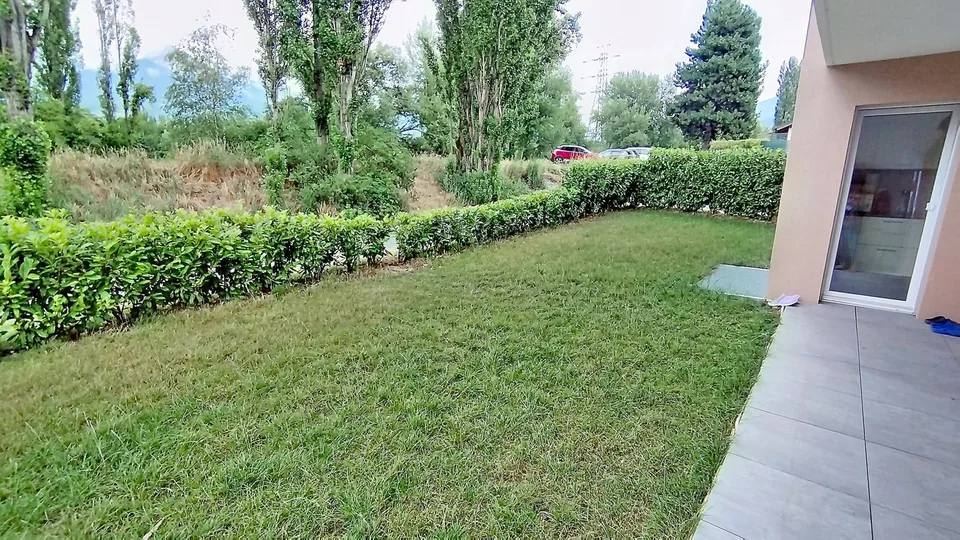 Appartamento 3.5 locali di 105 m2 con terrazza e prato – foto 13 di 14