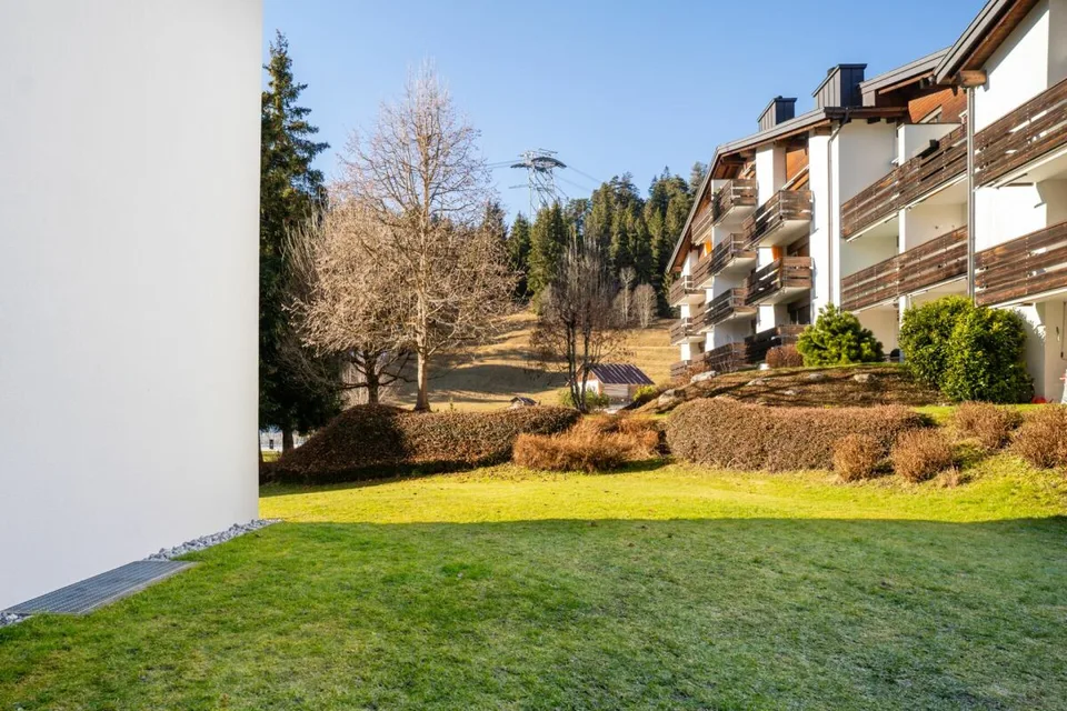 Alpiner Rückzugsort an Bestlage in LAAX - Ski-in/Ski-out & Wellness inklusive