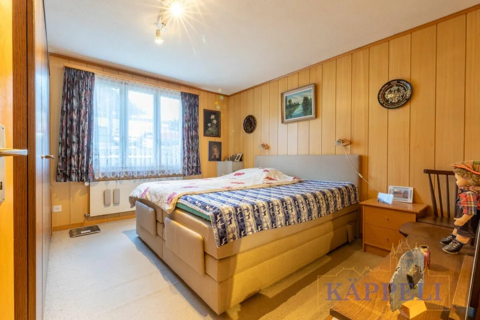 Charming and well-maintained two-family house in a central location in the rural Uebeschi – photo 13 of 17