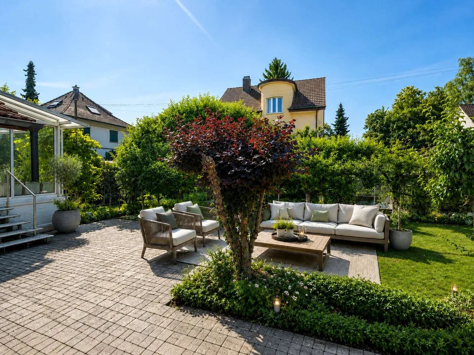 Casa unifamiliare indipendente affascinante a Wohlen - con bel giardino e grande potenziale di sviluppo