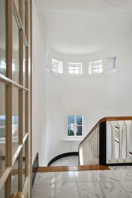 Villa padronale con terreno di 2.008 m2 simile a un parco – foto 14 di 15
