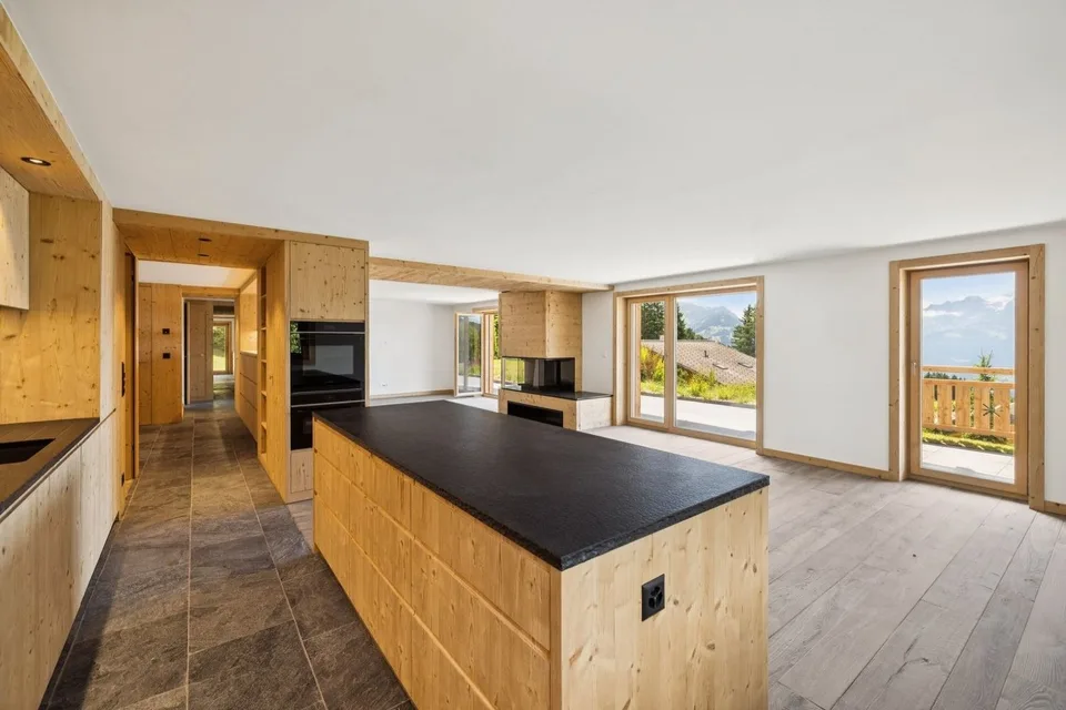 Seltenes Duplex mit Garten, Ski-in & Ski-out, atemberaubender Blick! – Foto 10 von 13