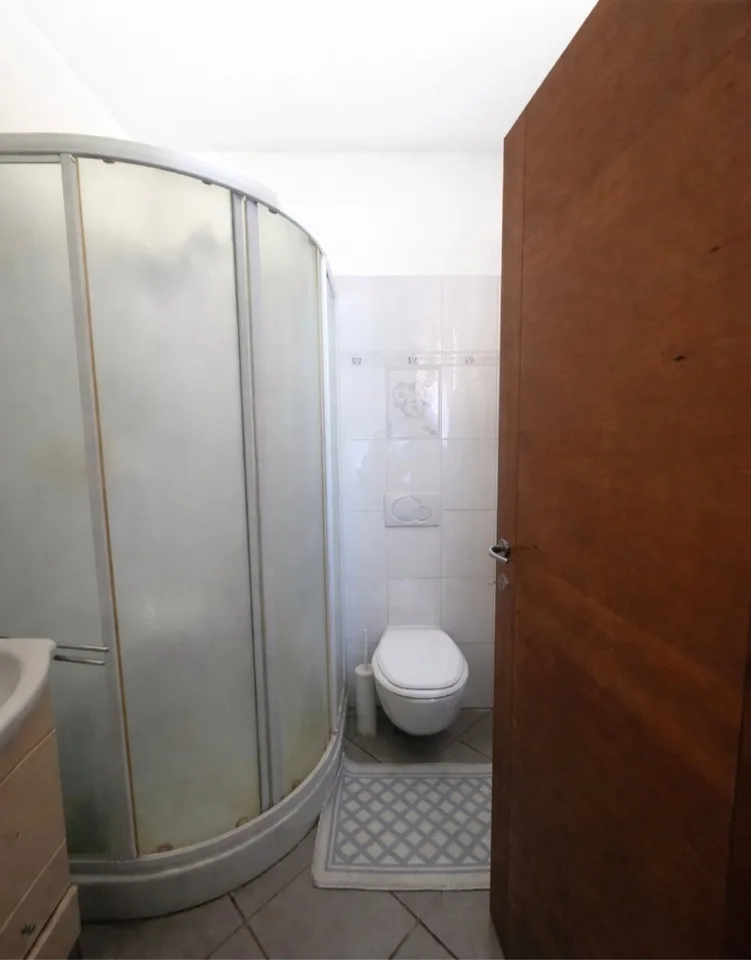Casa unifamiliare moderna a Pregassona con giardino privato – foto 9 di 15