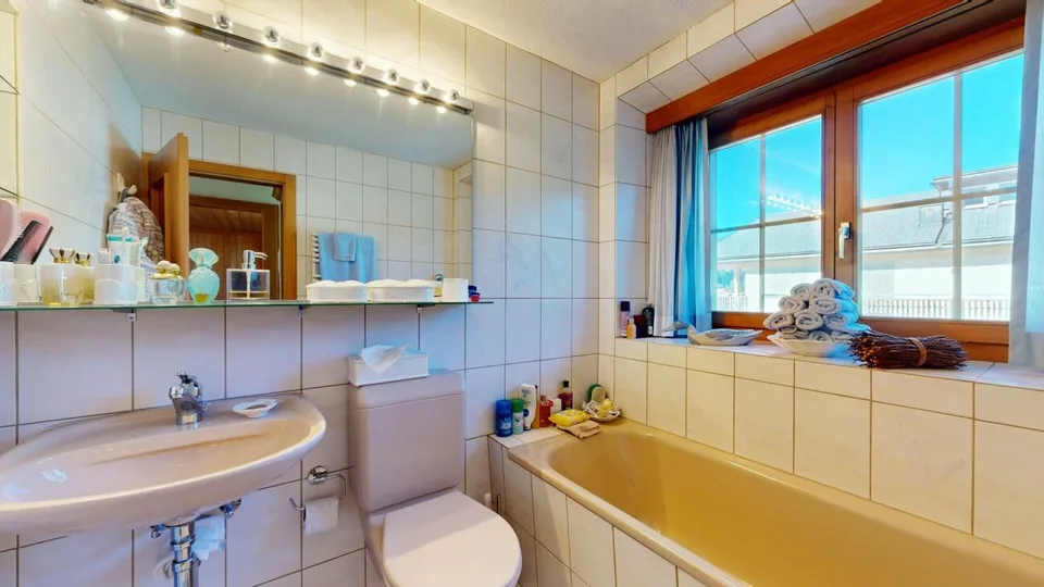 BERRY-HUS | 5.5-Zimmer-Wohnung Nr. 02 – Foto 10 von 10