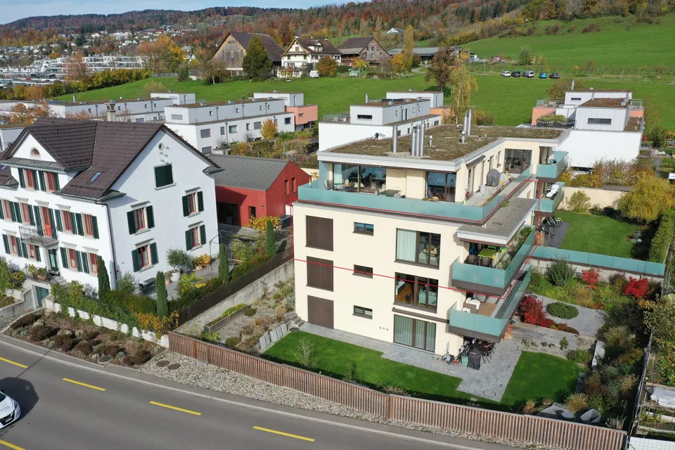 Moderne 4.5-Zimmer-Wohnung mit Blick auf den See- und in die Berge
